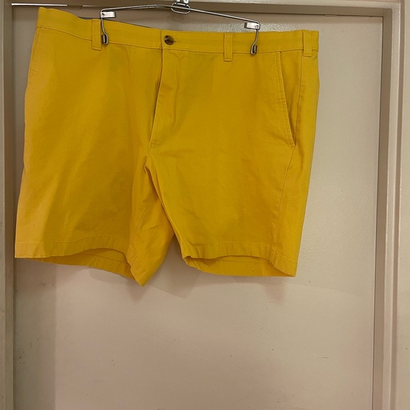 Club Room Yellow shorts - Picture 4 of 4